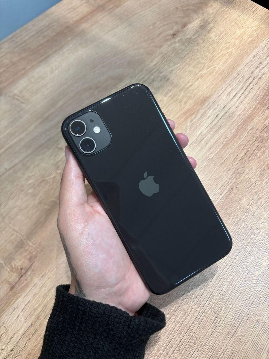 Iphone 11 64gb - Unlocked