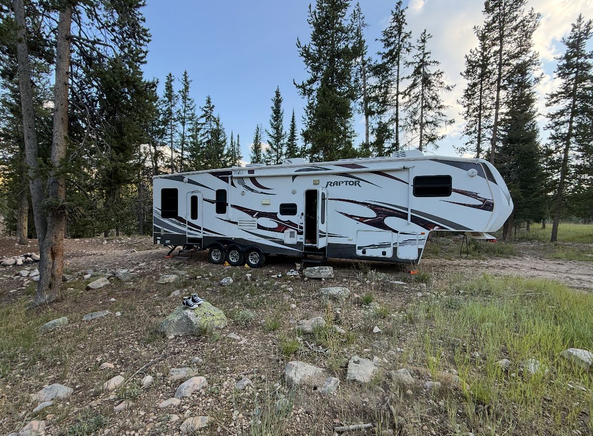 2010 Keystone Raptor