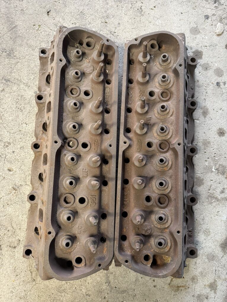 Ford 351W Heads. D00E Casting. 1970