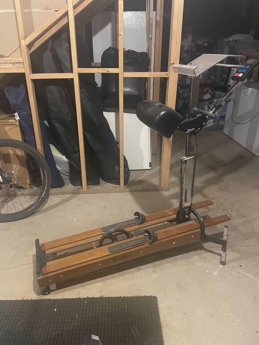 VINTAGE NORDIC TRACK PRO SKIER MACHINE