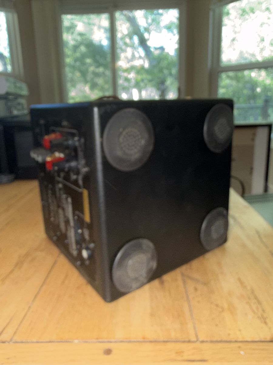 Main image 3