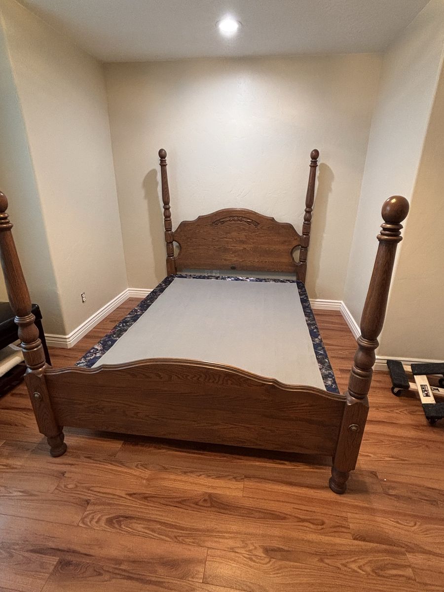 Wooden Queen Size Four Poster Bed Frame with Headboard and Footboard