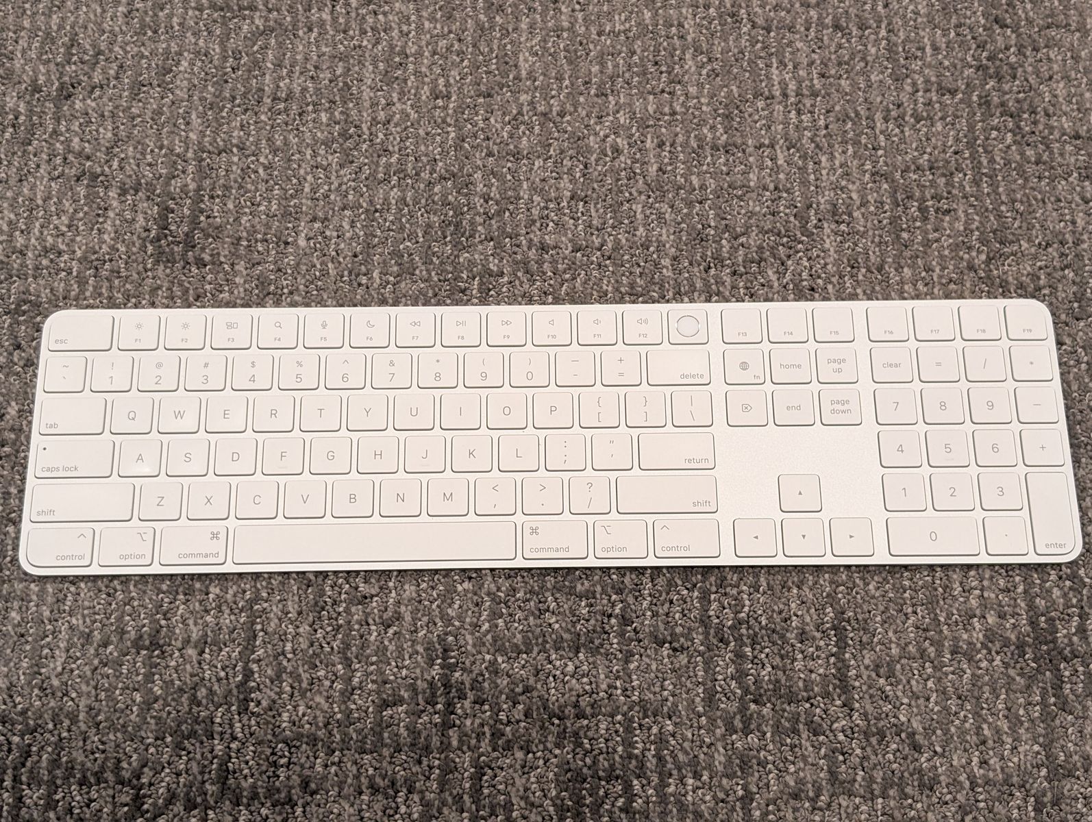 Apple Magic Keyboard with Touch ID and Numeric Keypad (Model A2520) - Used, working condition