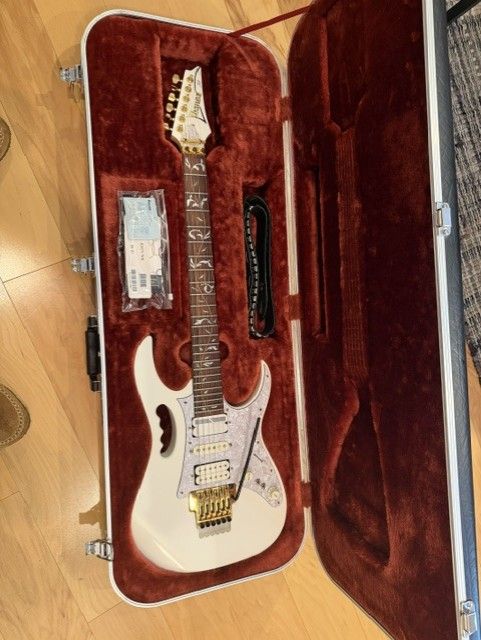 Ibanez VAI Flo JEM 7V-WH