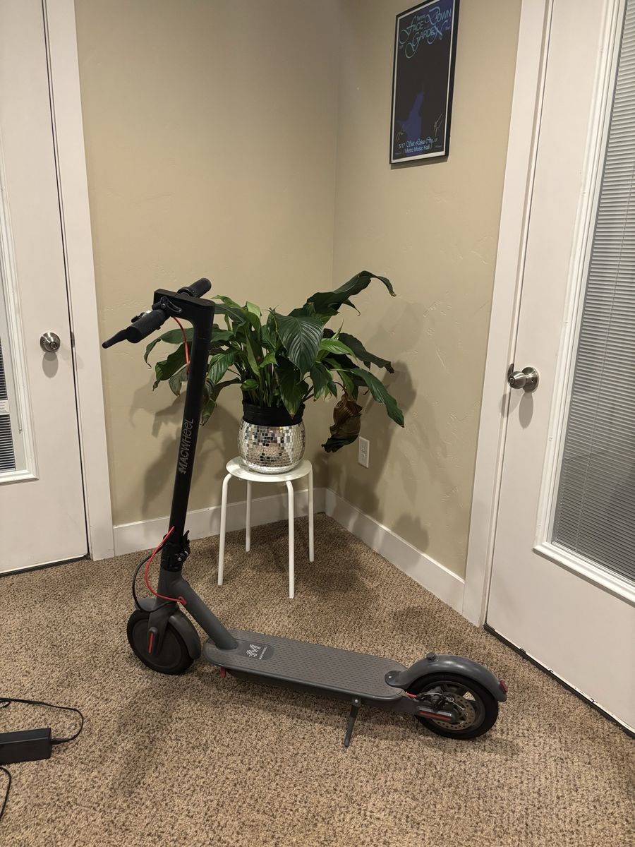 Macwheel Electric Scooter - Foldable, 350W Motor, 15.5mph, 18-Mile Range