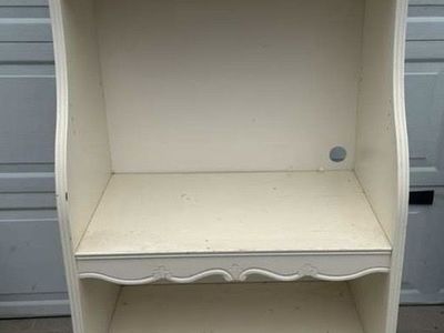 Darling shelf