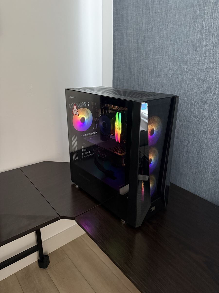 Gaming Computer + 2 28" Monitors