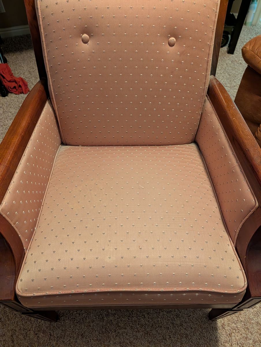 Chair, sturdy, pink