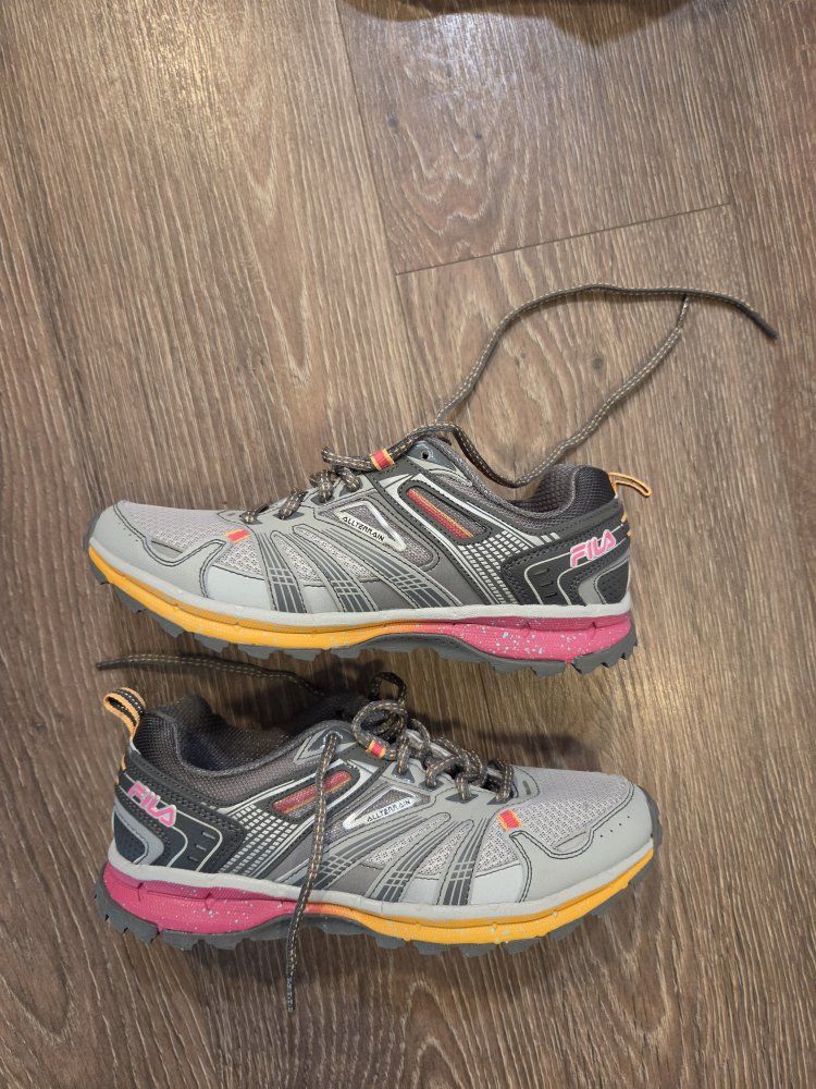 Fila Women's All-Terrain Trail Running Shoes Grey/Pink/Orange, Women's Size 9
