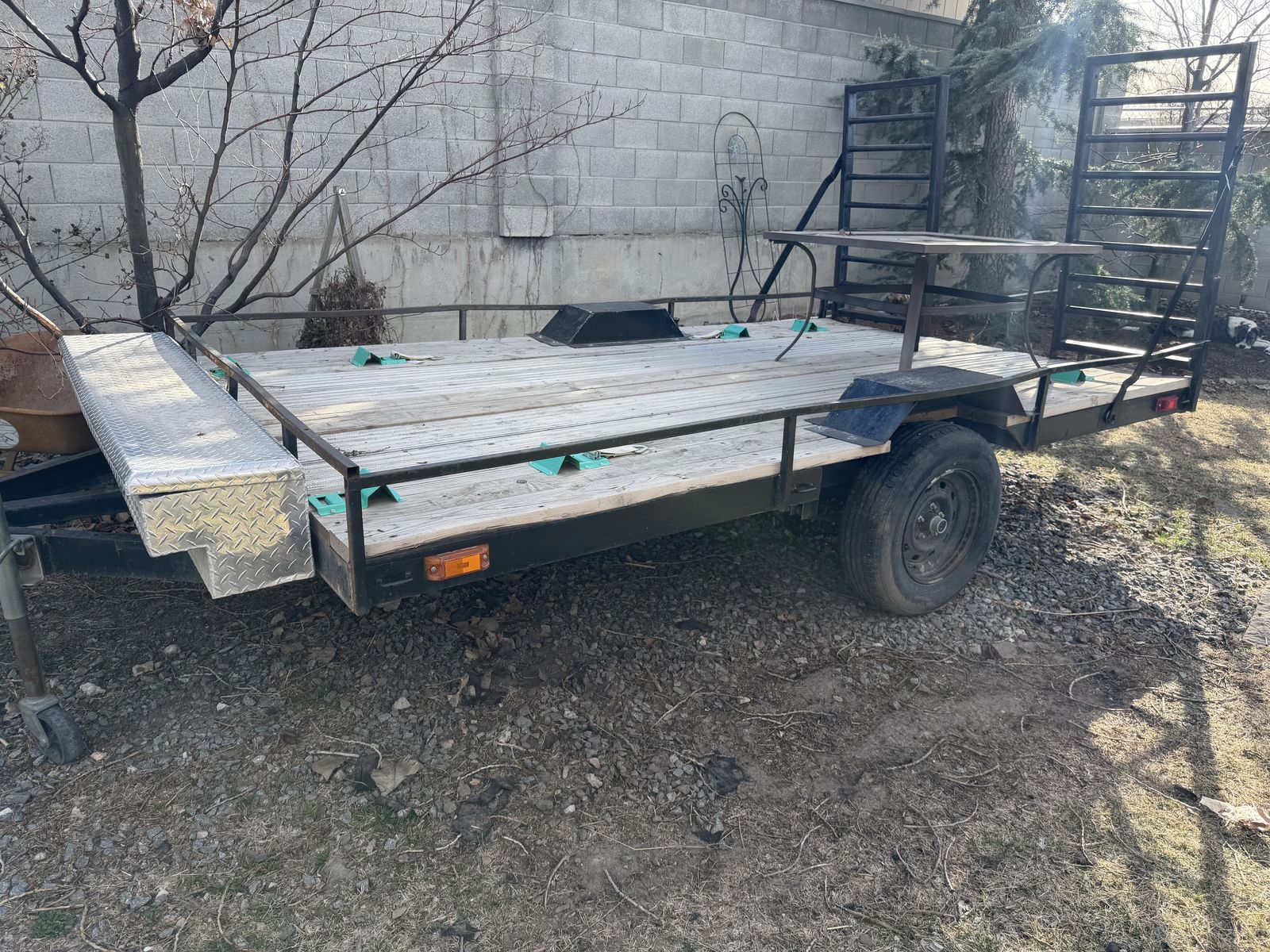 6x12 Trailer With Build On Ramps