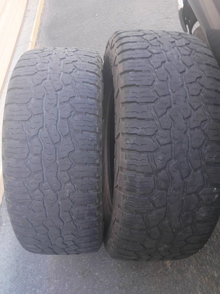 (2)Nokian Outpost NAT  275/65R18