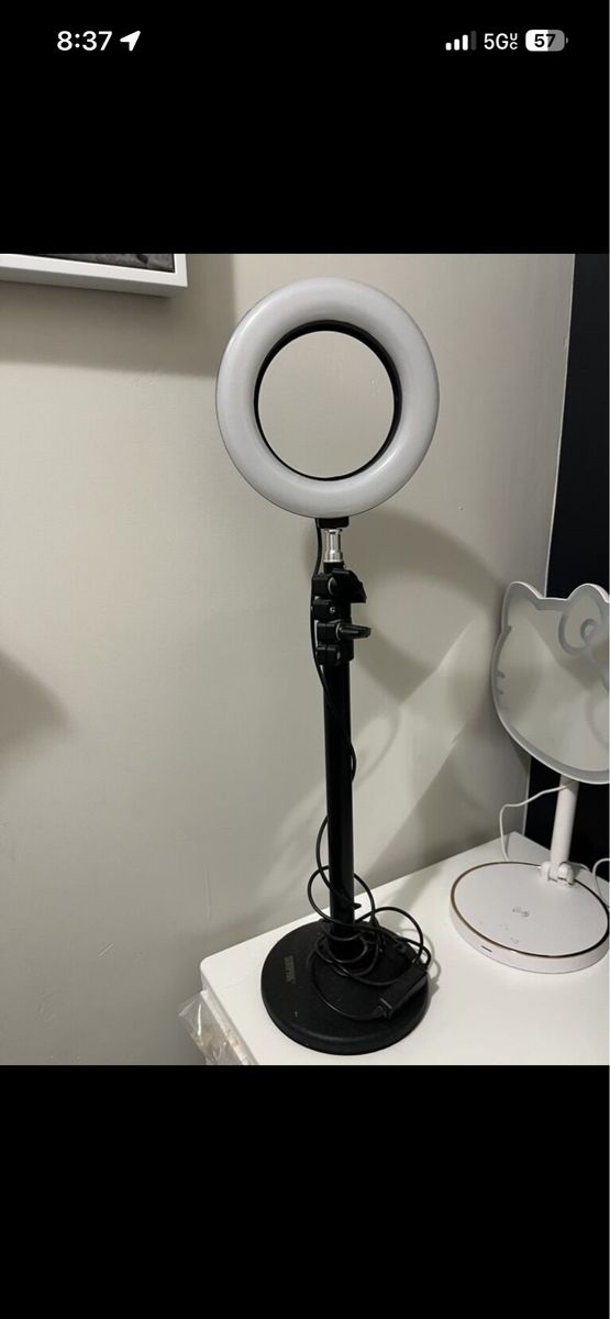 Adjustable Desktop LED Ring Light with Stand - Perfect for Streaming & Makeup