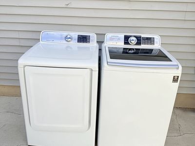 Samsung washer and electric dryer
