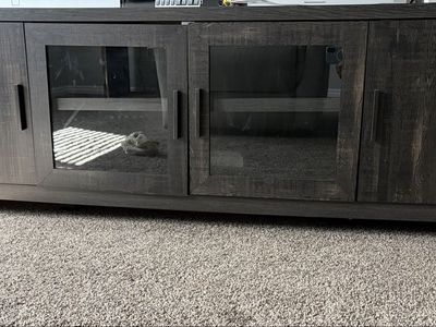 Tv stand
