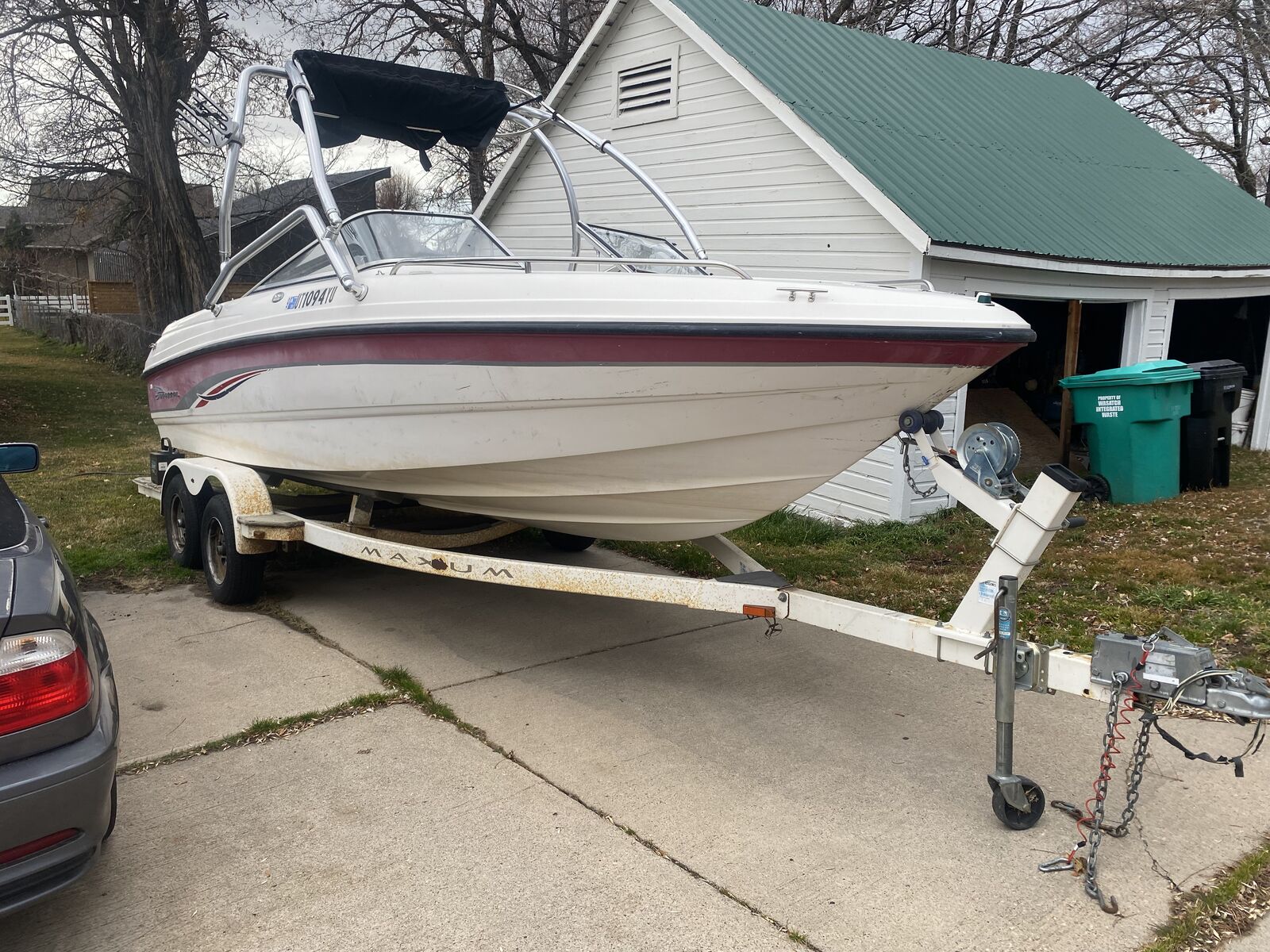 BUY THIS BOAT — 2000 CHAPARRAL SSE