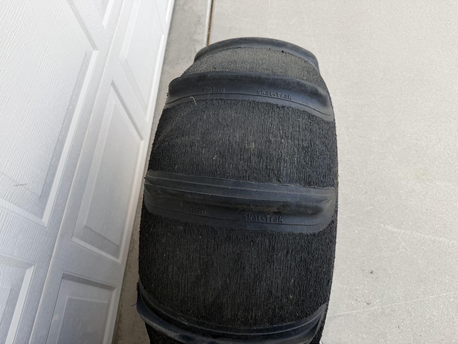 Main image 6