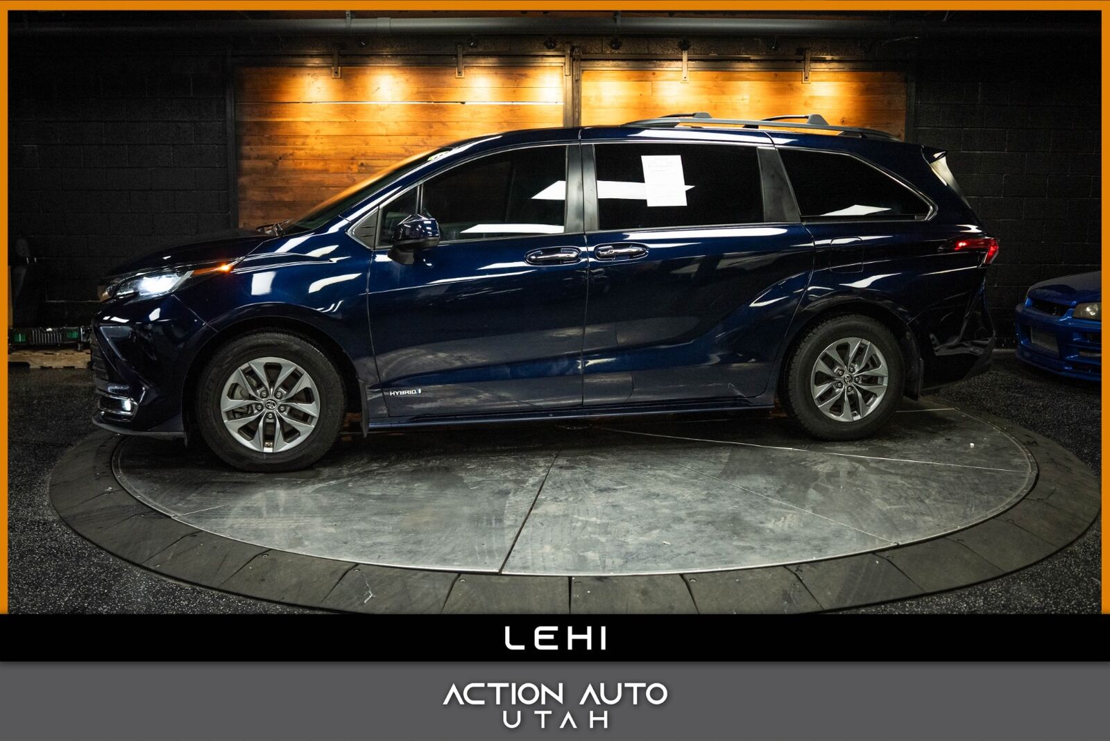 2021 Toyota Sienna XLE 8-Passenger