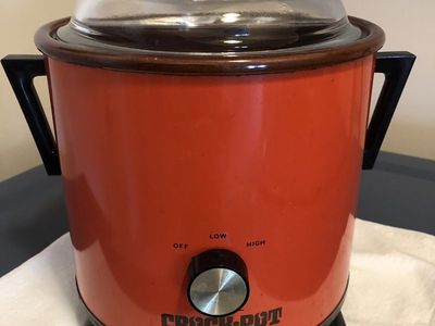 Vintage Crock Pot