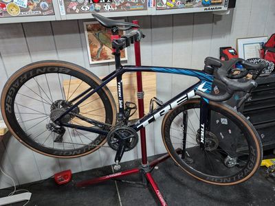 2021 Trek Emonda SLR9 Dura Ace Di2 54cm