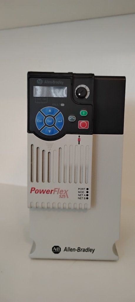 Allen-Bradley PowerFlex 525 AC Drive Industrial Motor Control $300 OBO
