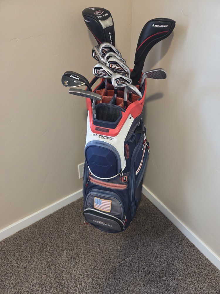 Titleist DCI 962 Iron Set (3-PW, 9 Clubs) & Adams Golf Clubs w/ Sun Mountain C-130 Bag