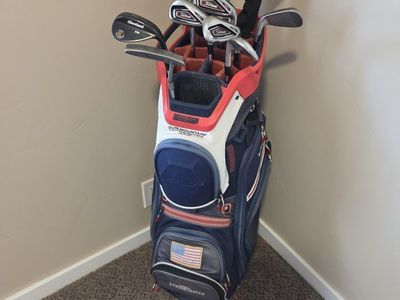 Titleist DCI 962 Iron Set (3-PW, 9 Clubs) & Adams Golf Clubs w/ Sun Mountain C-130 Bag
