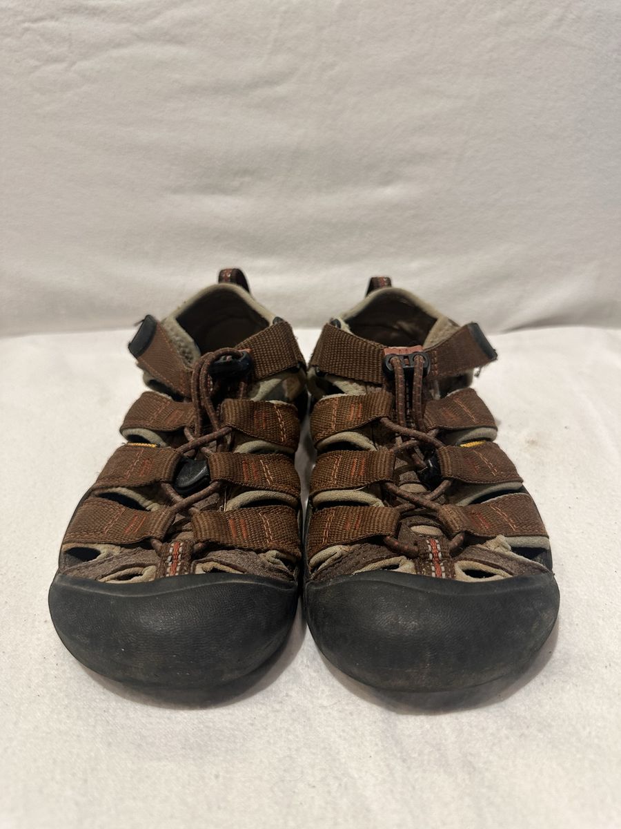 Keen youth, size 2 brown waterproof, hiking sandals
