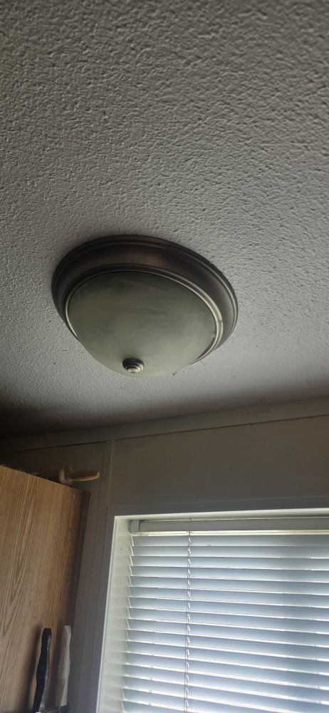 Main image 3