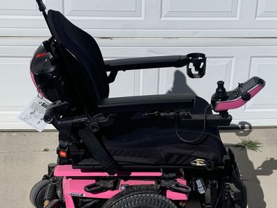 Edge 3 power wheel chair