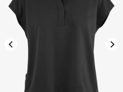 NWT Women's Black Journey Top