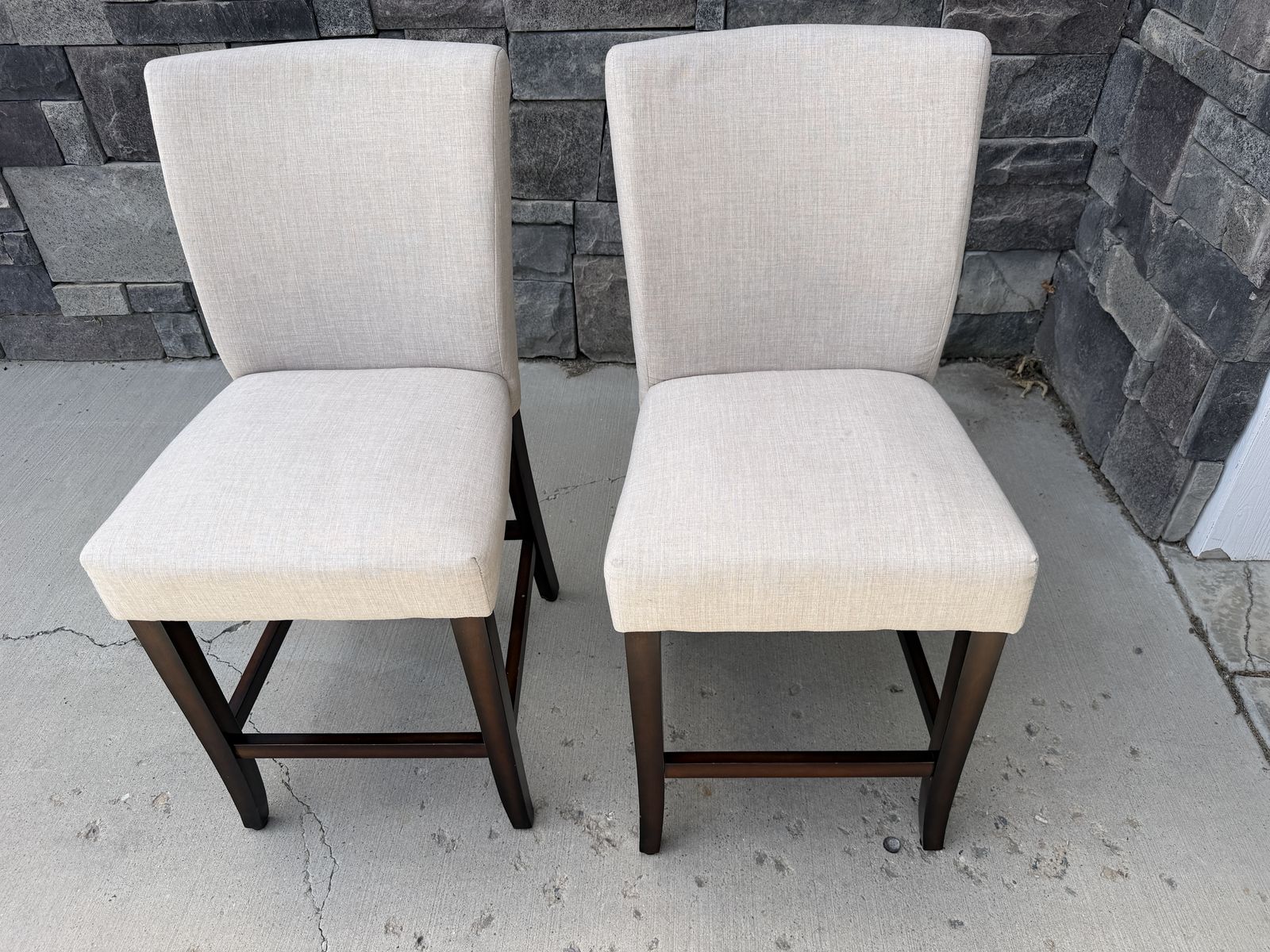 Set of two kitchen island or bar stool chairs