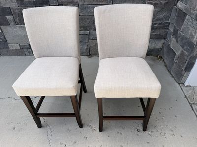 Set of two kitchen island or bar stool chairs