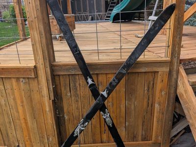 Vintage Skis