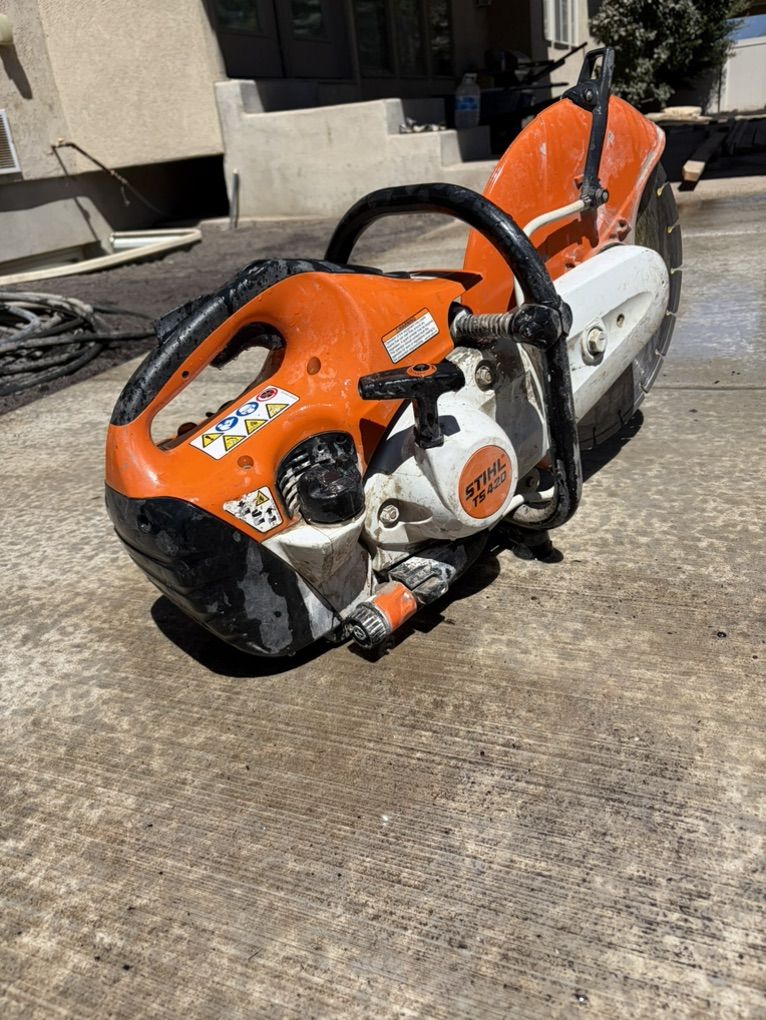 STIHL TS420 Cut Saw