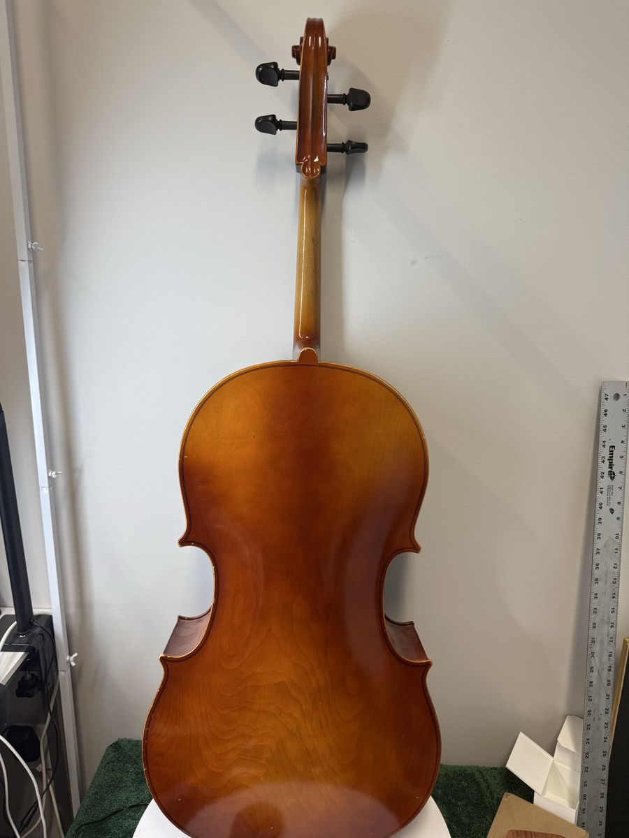 Main image 18