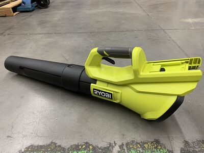 RYOBI 40V 120 MPH 550 CFM Cordless Battery Leaf Blower With 4.0 Ah Battery and Charger