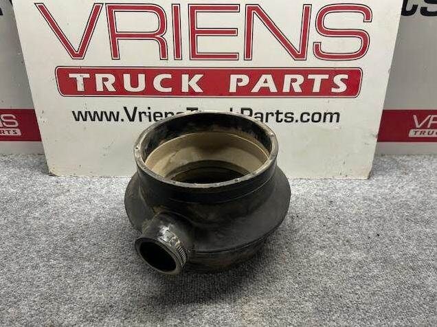 P15-8024 AIR INTAKE COUPLER