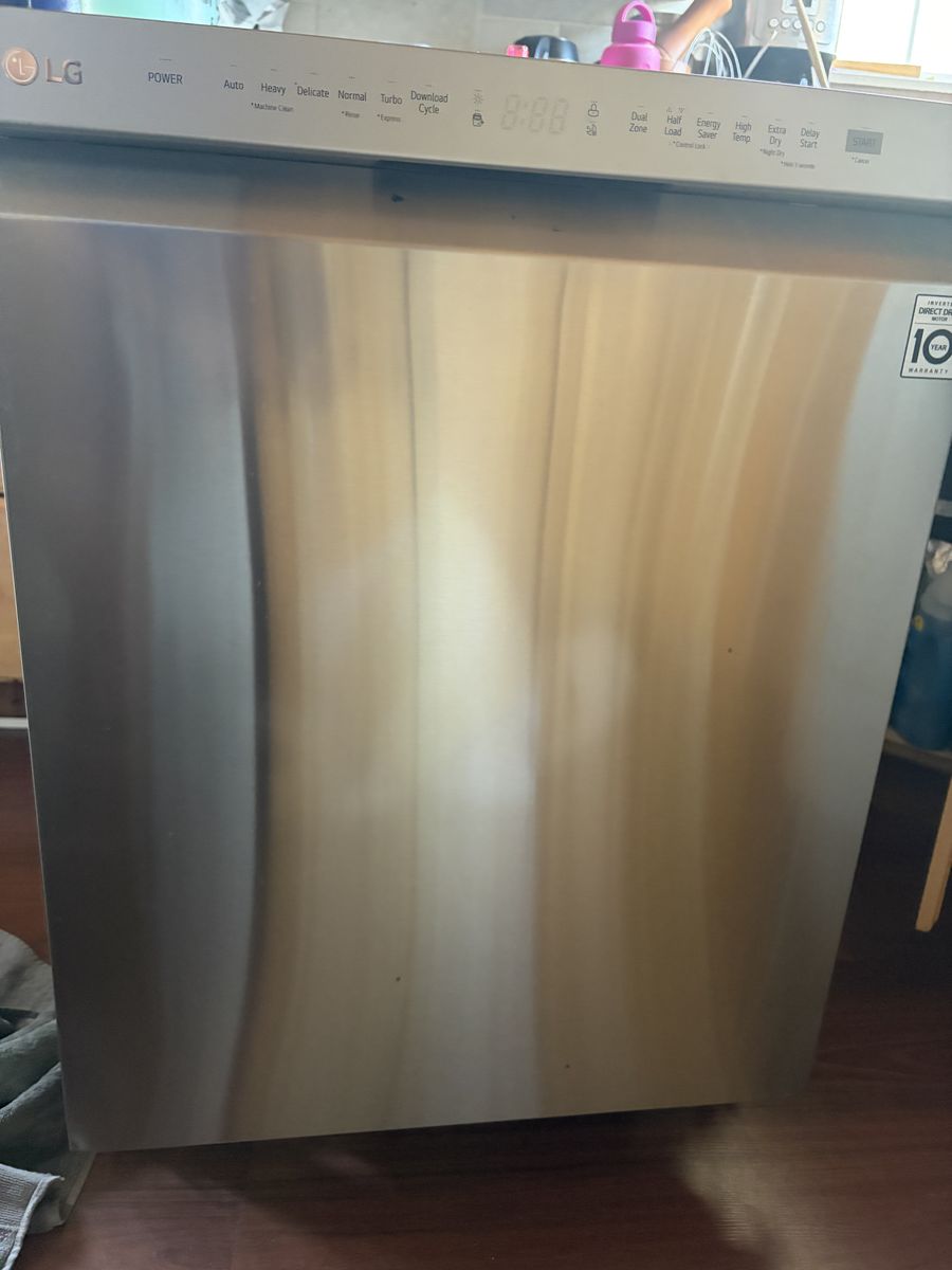 LG Quad Wash DISHWASHER MODEL# LDFN4542S