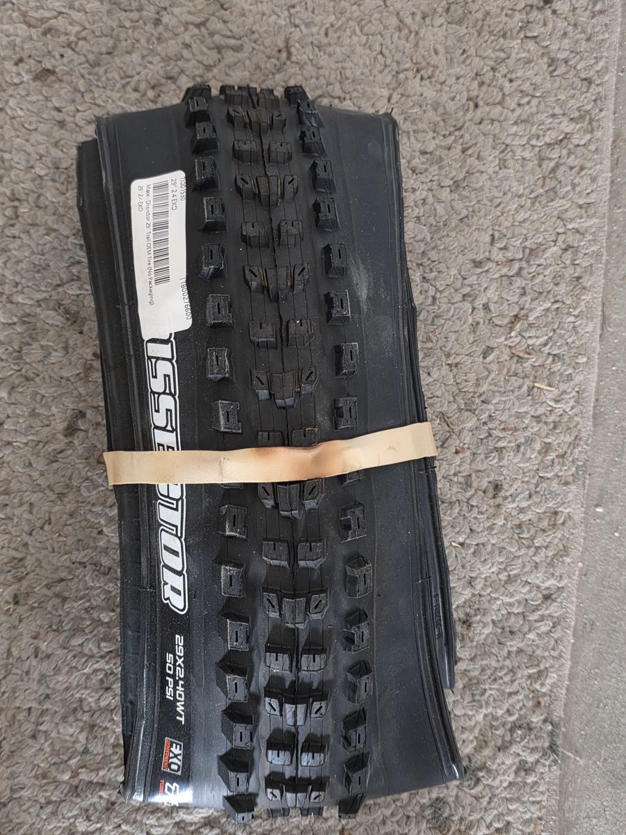 Maxxis Dissector tire, 29X2.4