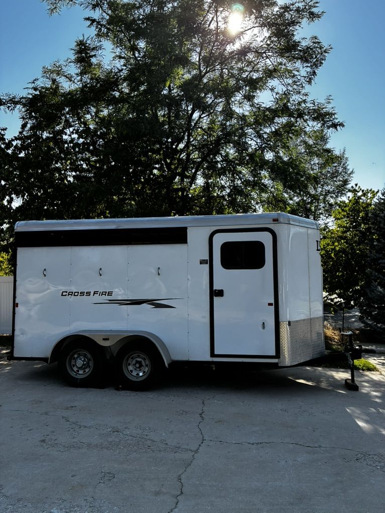 Logan Coach Crossfire 3 Horse Trailer