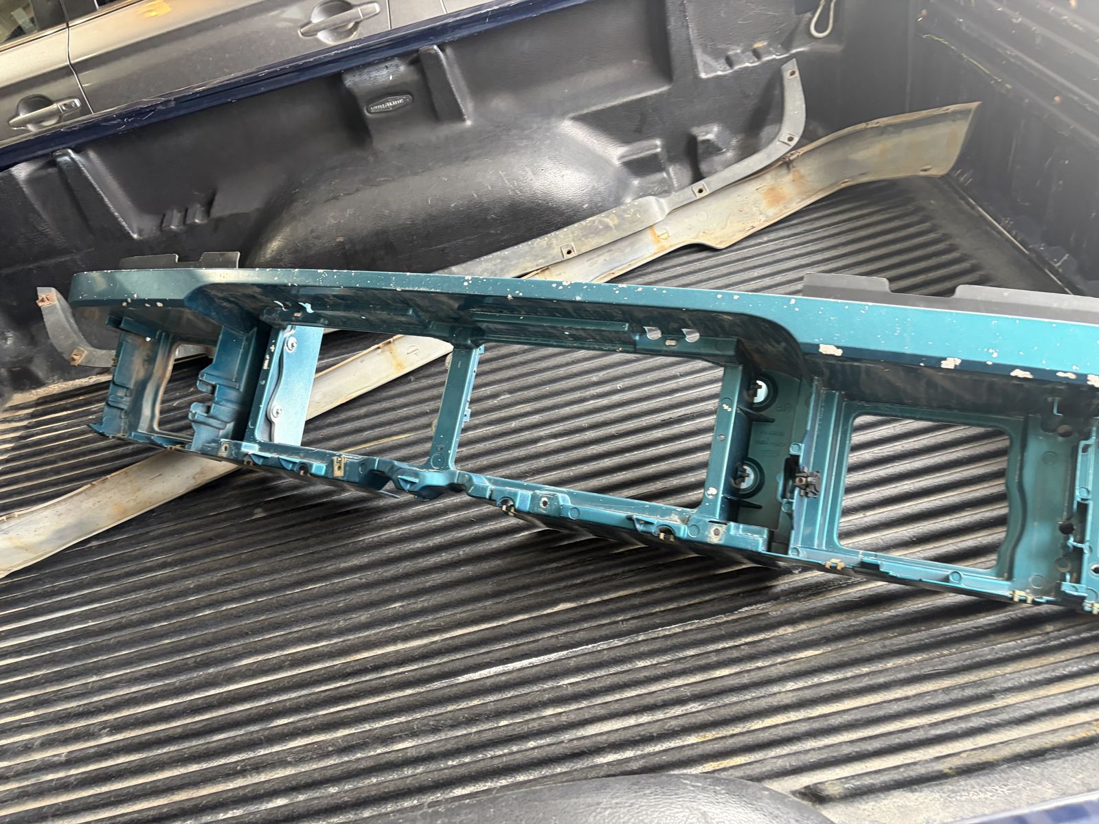 Ford Ranger Grill Assembly