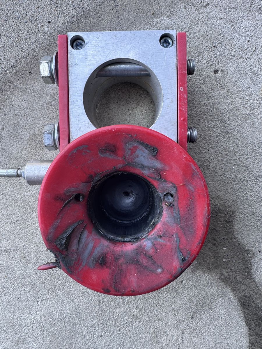 Main image 6