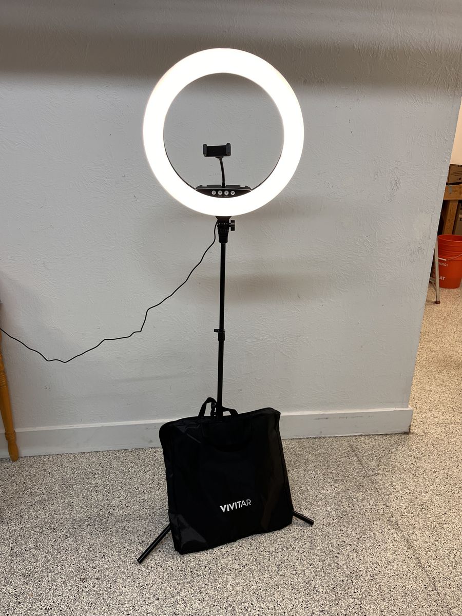 Vivitar 18 inch Full Color Ring Light
