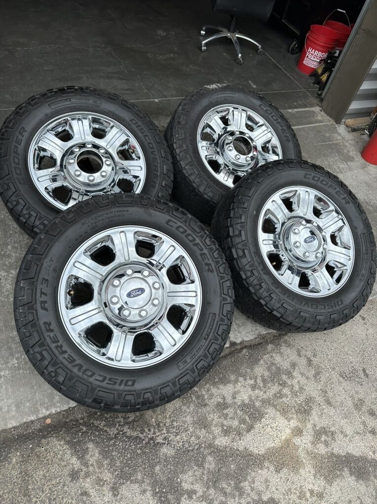 f350 oem 20 wheels & 275/65r20 cooper discoverys