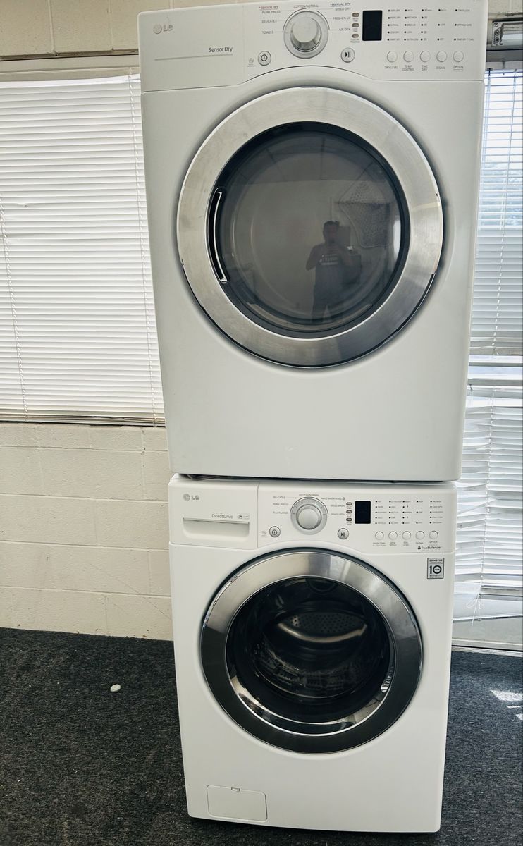 LG stackable or side by side washer and dryer set 