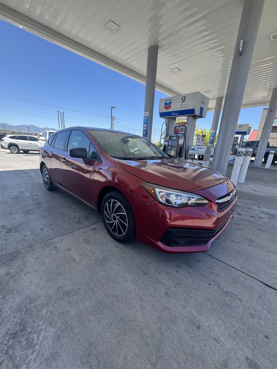 2022 Subaru Impreza 2.0i