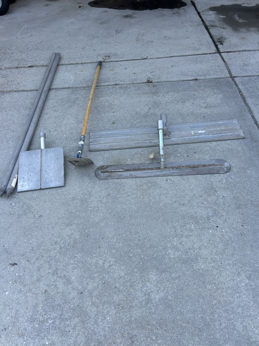 Cement/concrete Tool