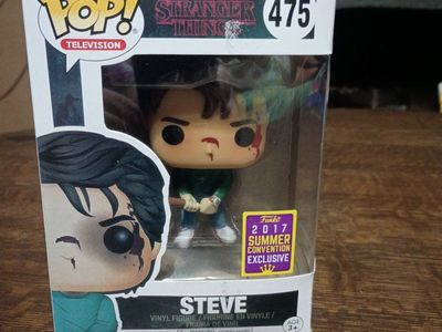 Funko Pop! Television Stranger Things Steve #475 2017 Summer Convention Exclusive Vinyl Figure