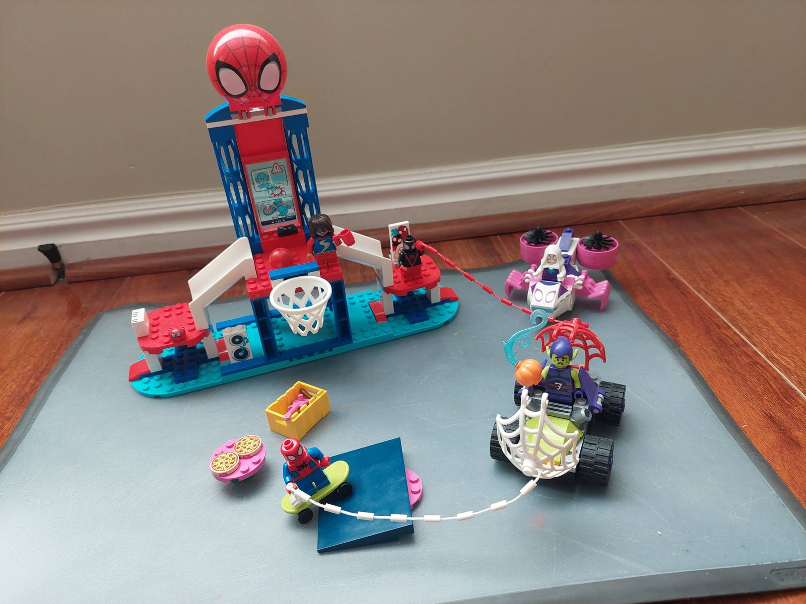 Spider-Man Webquarters Hangout LEGO