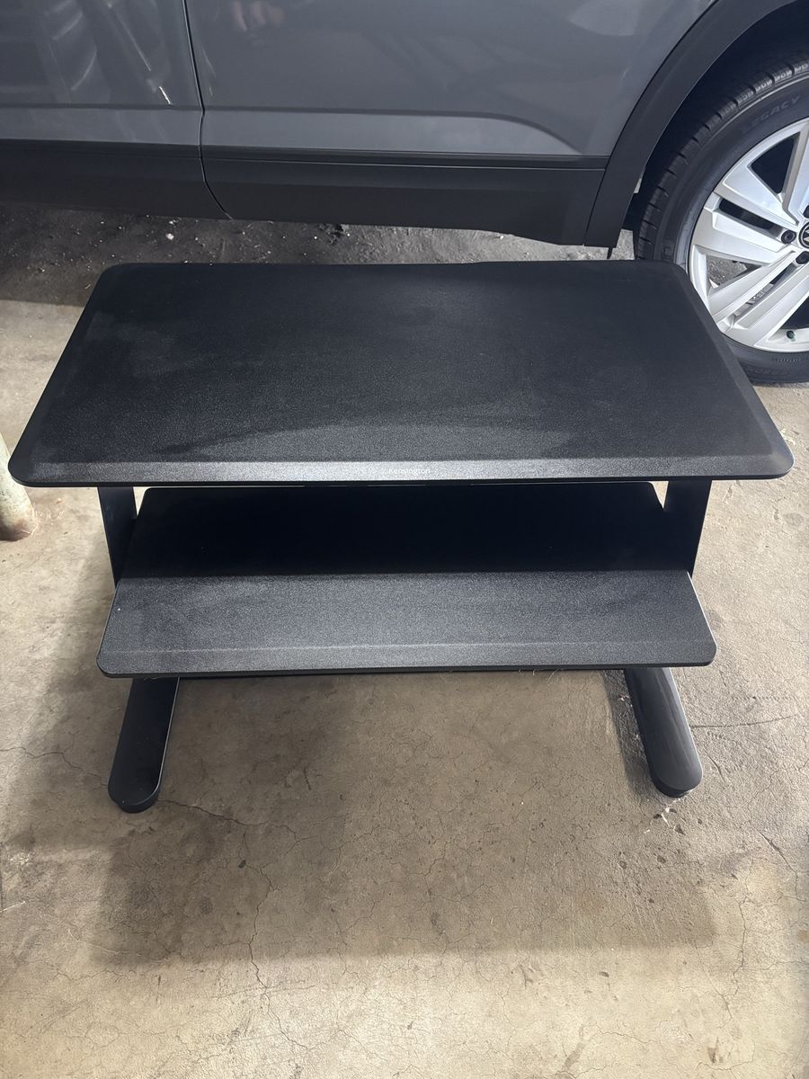Kensington adjustable desk